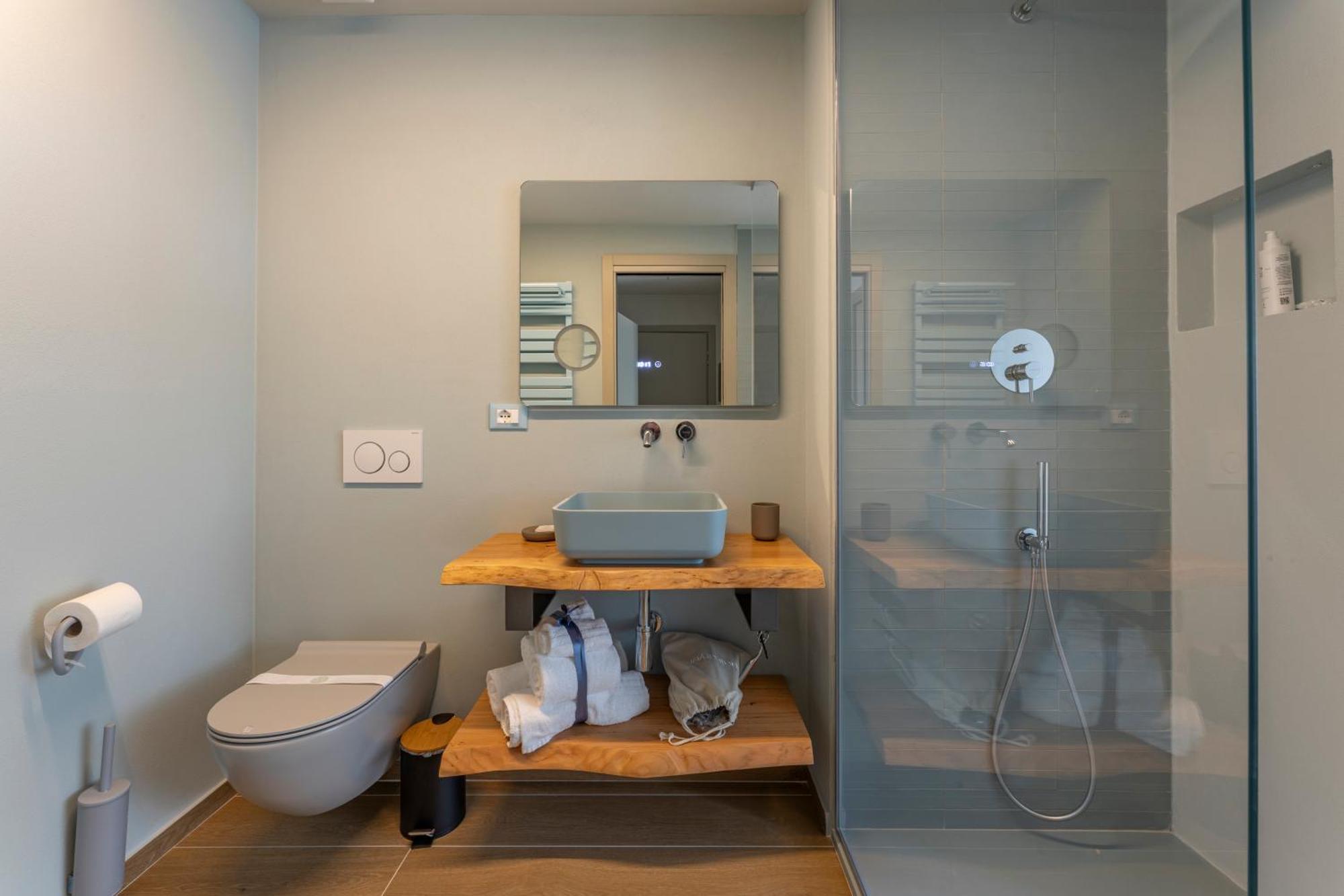 Luci Sul Mare -Boutique Rooms Follonica Exterior foto