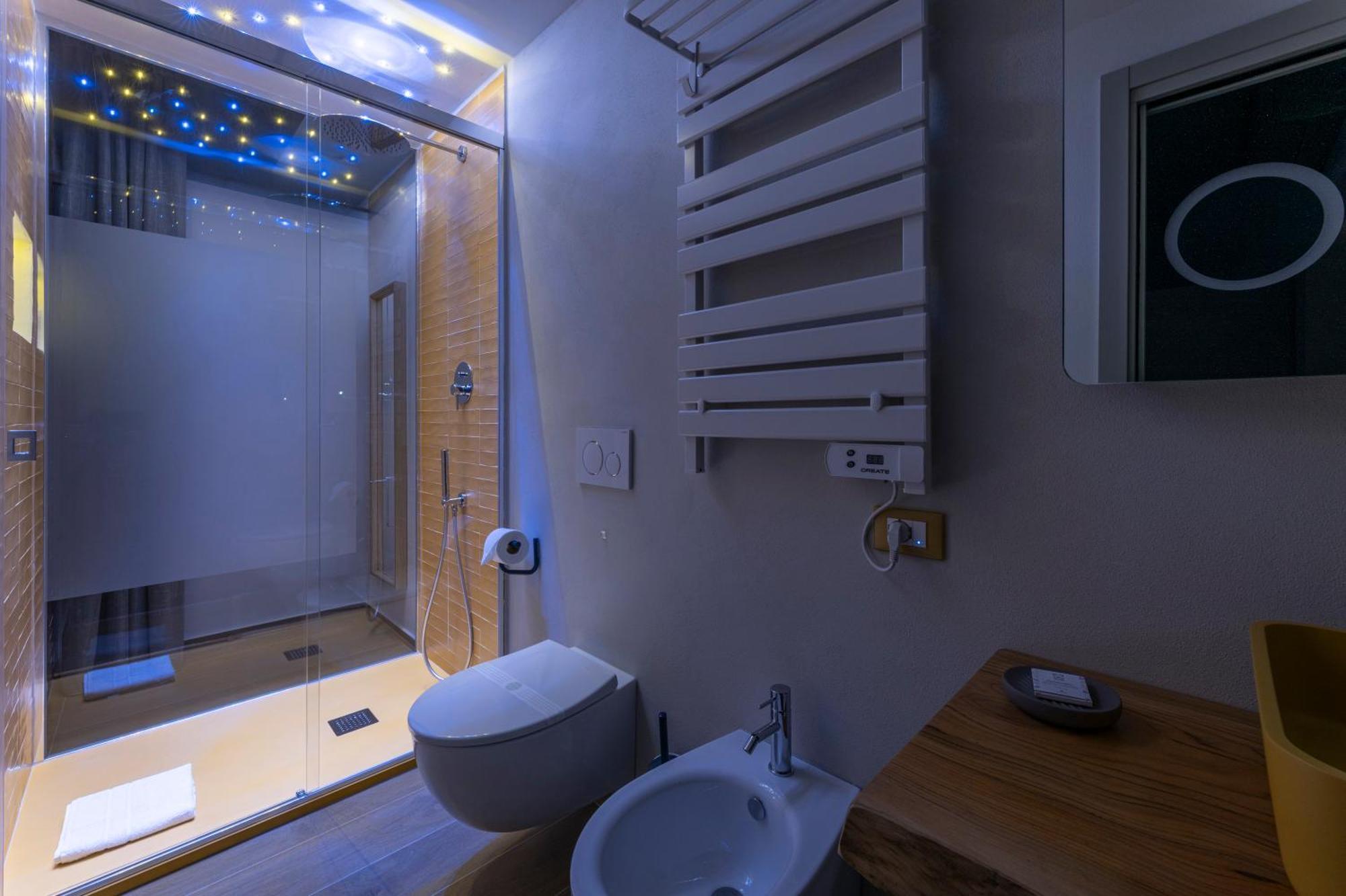 Luci Sul Mare -Boutique Rooms Follonica Exterior foto