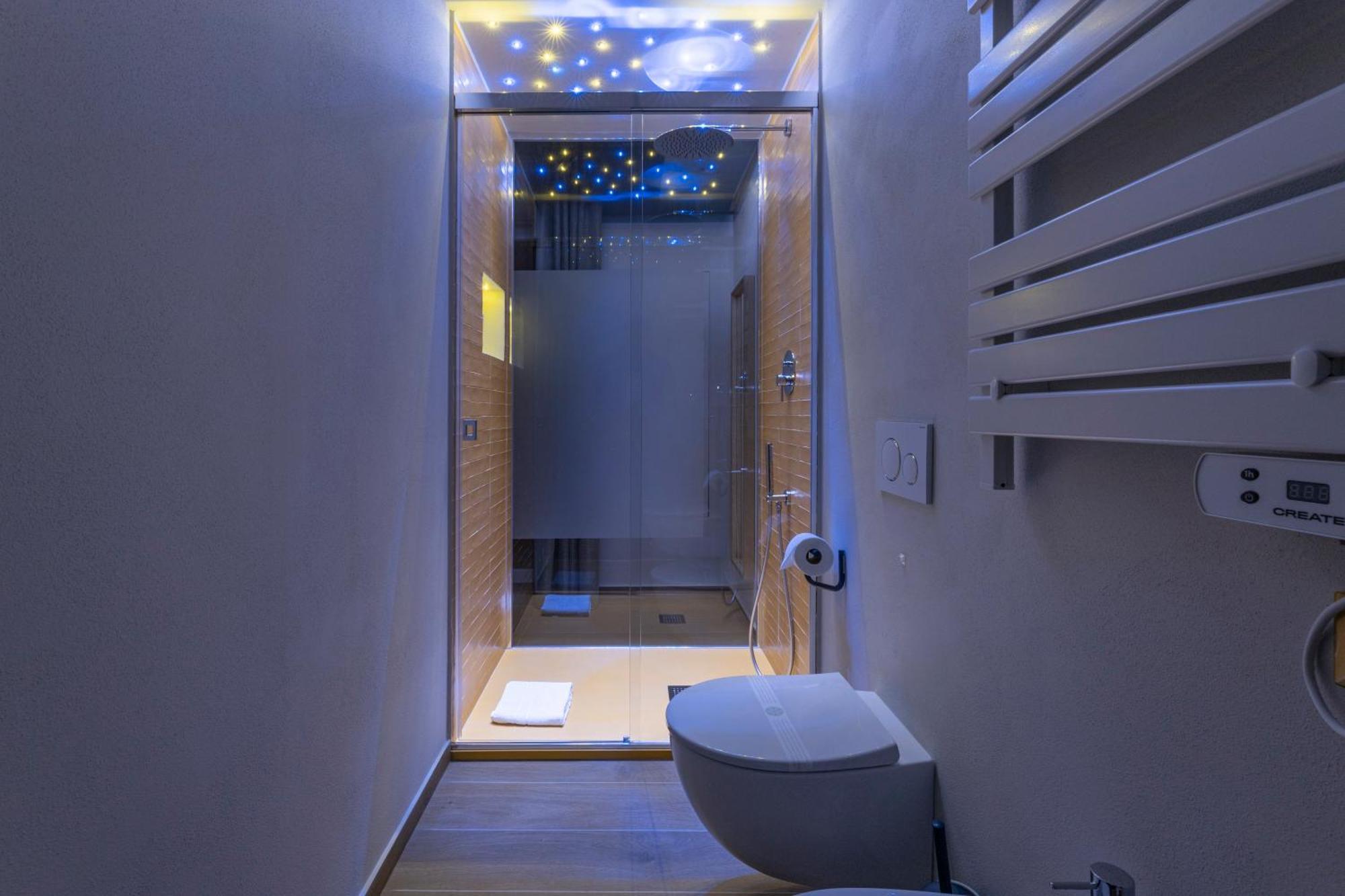 Luci Sul Mare -Boutique Rooms Follonica Exterior foto